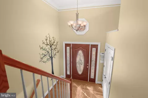 Entry Way - 1700 Bayside Beach Rd, Pasadena, MD 21122 photo 3 of 6