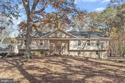 Exterior - 1700 Bayside Beach Rd, Pasadena, MD 21122 photo 7 of 7