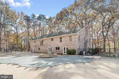 Other - 1700 Bayside Beach Rd, Pasadena, MD 21122 photo 28 of 36