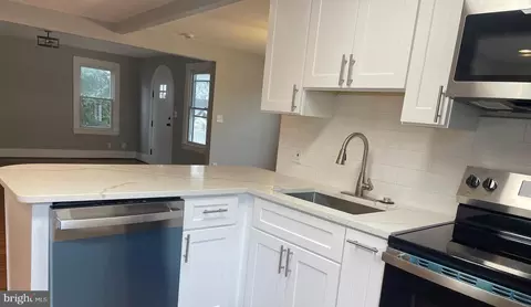 7 10th Ave, Brooklyn, MD 21225 photo 10
