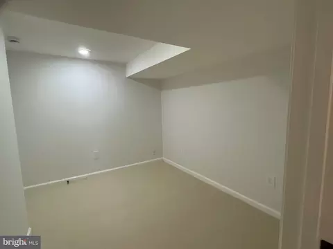 7 10th Ave, Brooklyn, MD 21225 photo 37