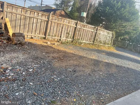 7 10th Ave, Brooklyn, MD 21225 photo 62