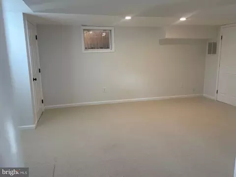 7 10th Ave, Brooklyn, MD 21225 photo 26