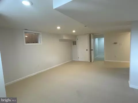 7 10th Ave, Brooklyn, MD 21225 photo 30