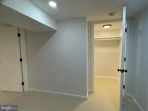 7 10th Ave, Brooklyn, MD 21225 photo 35