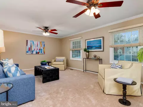 1701 Fillmore Ct, Crofton, MD 21114 photo 8