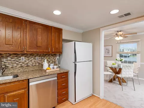 1701 Fillmore Ct, Crofton, MD 21114 photo 14