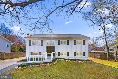 989 Saint Margarets Dr, Annapolis, MD 21409