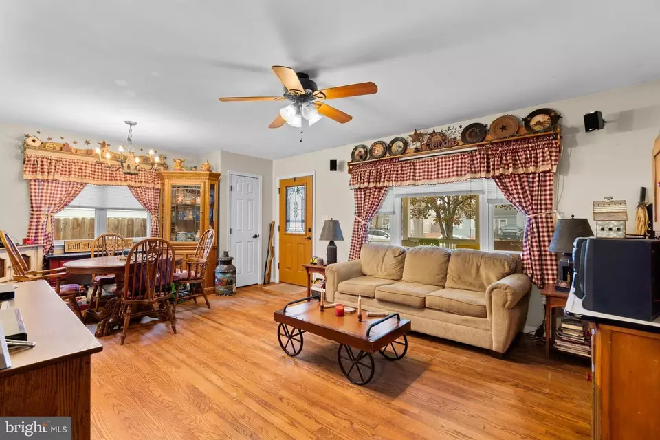  307 Marie Ave, Glen Burnie, MD 21060 photo 5