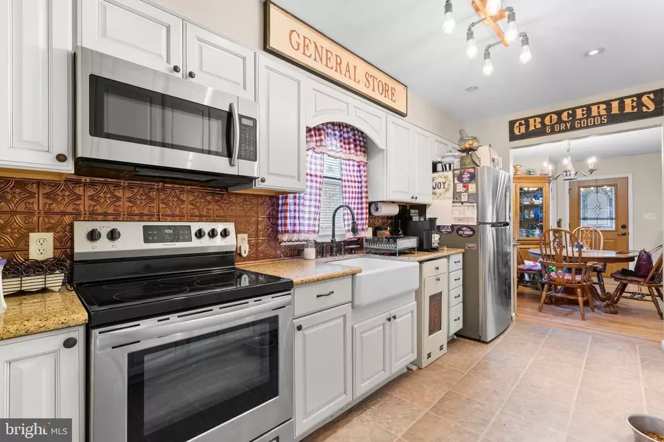  307 Marie Ave, Glen Burnie, MD 21060 photo 8