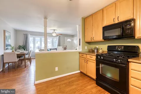814 220th St, Pasadena, MD 21122 photo 13