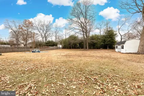 814 220th St, Pasadena, MD 21122 photo 32