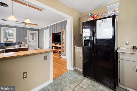 1234 Pine Ave, Shady Side, MD 20764 photo 10