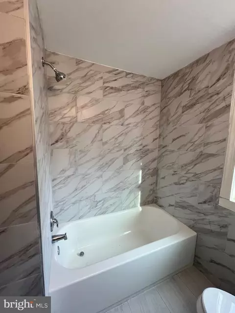 Bath - 4331 Cortez, Brooklyn, MD 21225 photo 3 of 4
