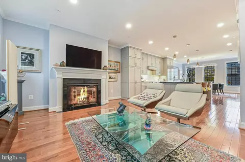 285 West St #2, Annapolis, MD 21401