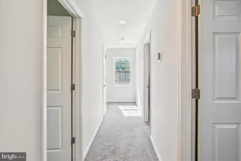Entry Way - 7768 Outing Ave, Pasadena, MD 21122 photo 3 of 4