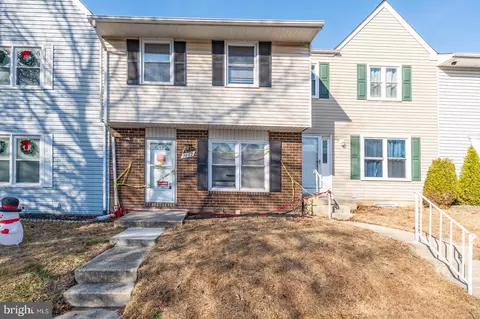 7662 Beth Noelle Ct, Pasadena, MD 21122