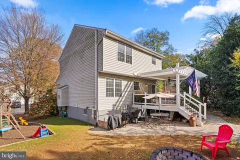 Exterior - 100 Silopanna Rd, Annapolis, MD 21403 photo 4 of 6