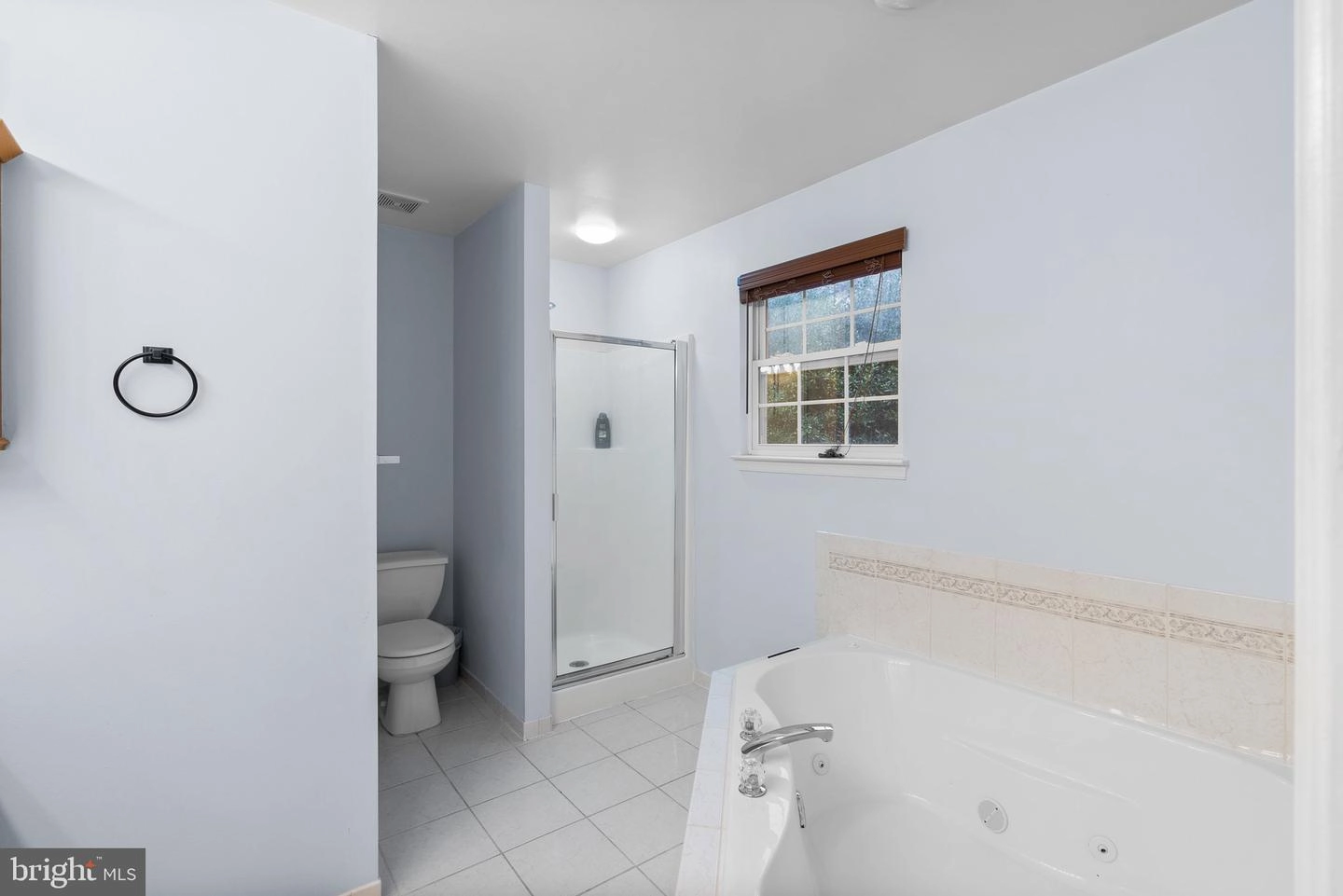 Bath - 100 Silopanna Rd, Annapolis, MD 21403 photo 2 of 4