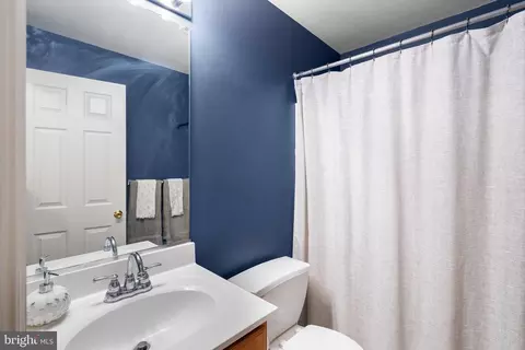 Bath - 100 Silopanna Rd, Annapolis, MD 21403 photo 1 of 4