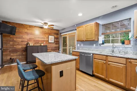 Kitchen - 100 Silopanna Rd, Annapolis, MD 21403 photo 1 of 3