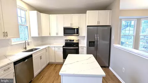 830 Knob Ct, Odenton, MD 21113 photo 7
