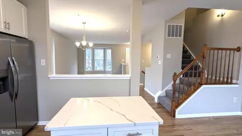 830 Knob Ct, Odenton, MD 21113 photo 11