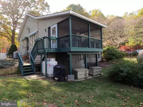 2 Severn Dr, Annapolis, MD 21401 photo 5