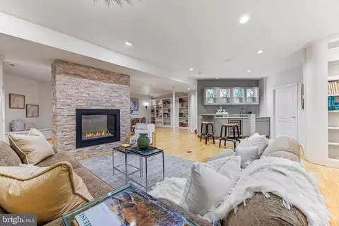 Other - 708 Pearson Point Pl, Annapolis, MD 21401 photo 28 of 40