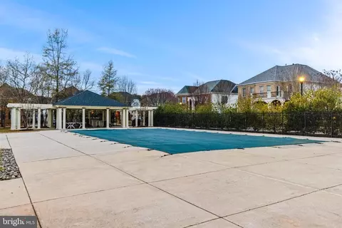 Exterior - 708 Pearson Point Pl, Annapolis, MD 21401 photo 11 of 11