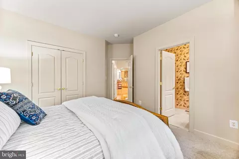 Bedroom - 708 Pearson Point Pl, Annapolis, MD 21401 photo 2 of 12