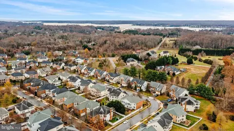 View/Area - 708 Pearson Point Pl, Annapolis, MD 21401 photo 5 of 7