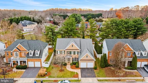 View/Area - 708 Pearson Point Pl, Annapolis, MD 21401 photo 1 of 7