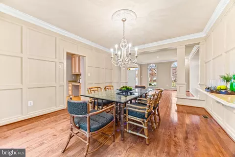 Dining - 708 Pearson Point Pl, Annapolis, MD 21401 photo 3 of 7