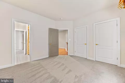 Bedroom - 708 Pearson Point Pl, Annapolis, MD 21401 photo 9 of 12