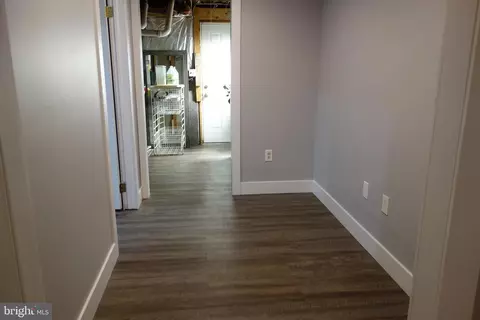 Entry Way - 2896 Gladnor Rd, Pasadena, MD 21122 photo 5 of 5