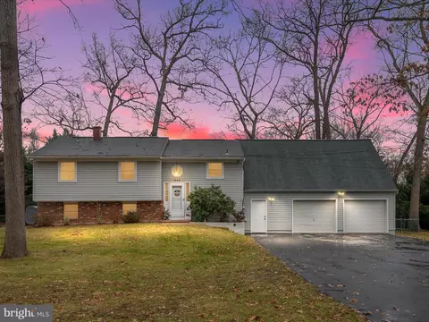 834 Meadow Rd, Severn, MD 21144