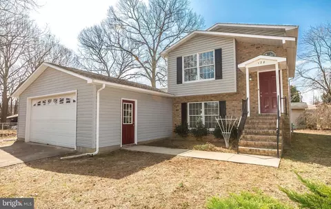 128 Delaware Ave, Pasadena, MD 21122 photo 1