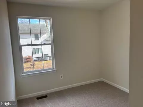 Bedroom - 708 204th St, Pasadena, MD 21122 photo 4 of 4