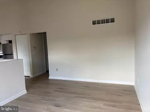 Living - 708 204th St, Pasadena, MD 21122 photo 2 of 5