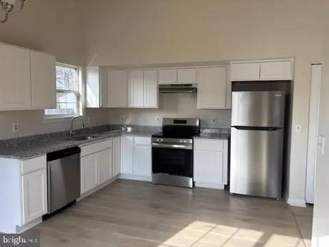 Kitchen - 708 204th St, Pasadena, MD 21122 photo 1 of 3