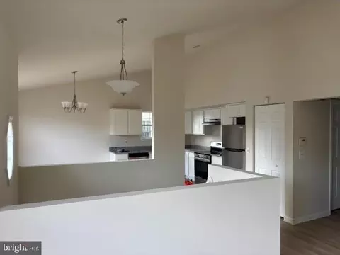 Entry Way - 708 204th St, Pasadena, MD 21122 photo 1 of 3