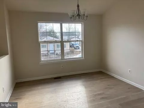 Living - 708 204th St, Pasadena, MD 21122 photo 1 of 5