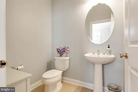 Bath - 2256 Brimstone Pl, Hanover, MD 21076 photo 1 of 4