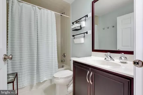Bath - 2256 Brimstone Pl, Hanover, MD 21076 photo 3 of 4