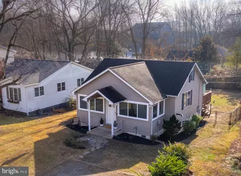 207 Poplar Ave, Edgewater, MD 21037 photo 5