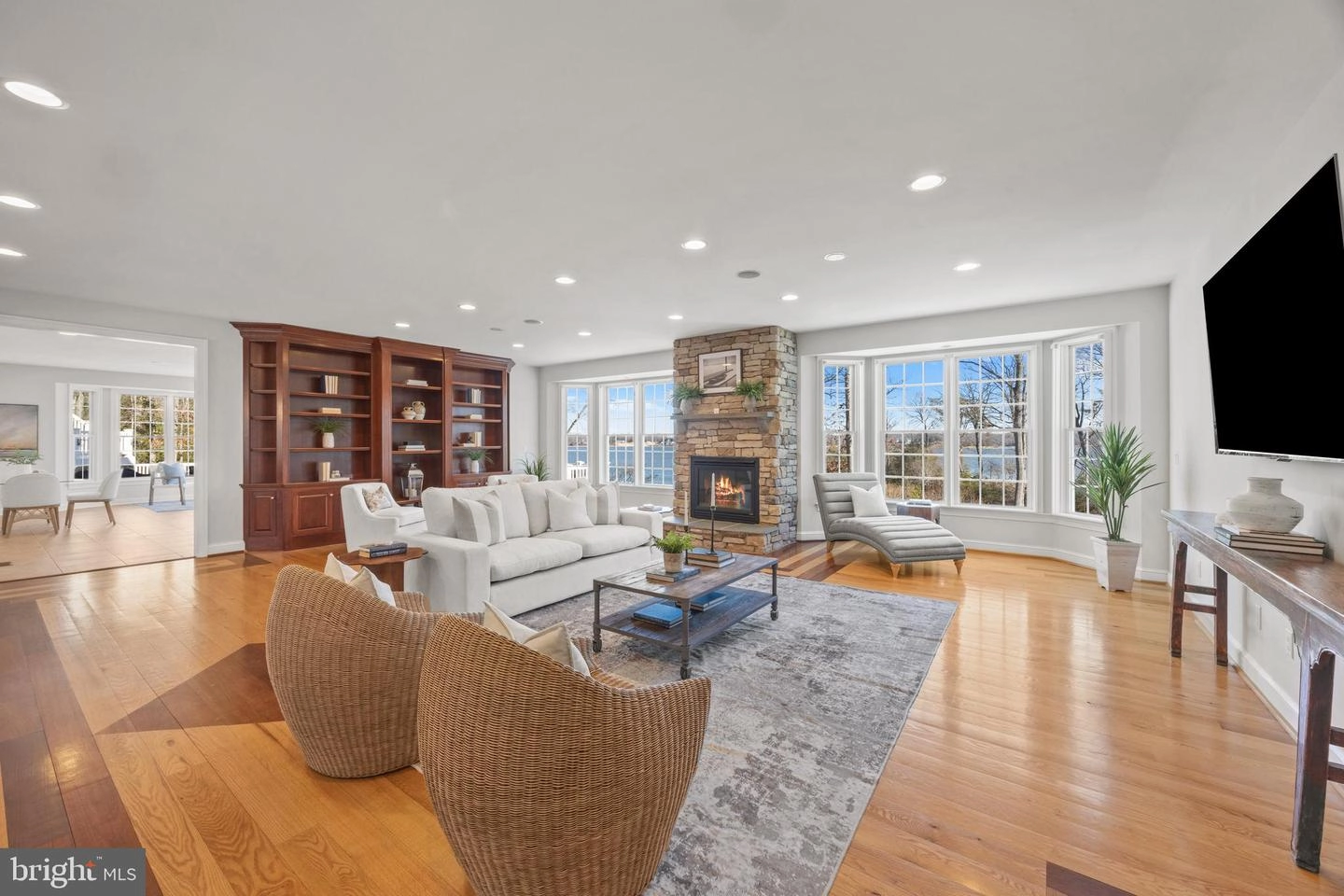 Living - 3317 Old Cedar Point Rd, Edgewater, MD 21037 photo 3 of 5