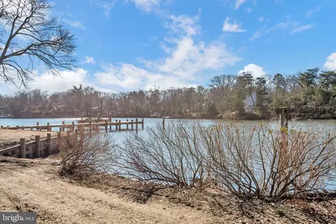 View/Area - 4 Spring Knoll Dr, Pasadena, MD 21122 photo 1 of 1