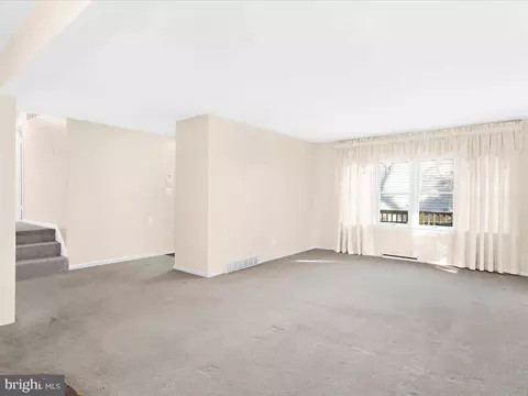 Living - 313 Hampton Rd, Linthicum Heights, MD 21090 photo 6 of 6