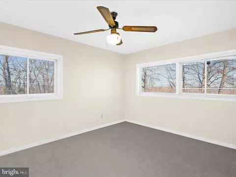 Bedroom - 313 Hampton Rd, Linthicum Heights, MD 21090 photo 4 of 9